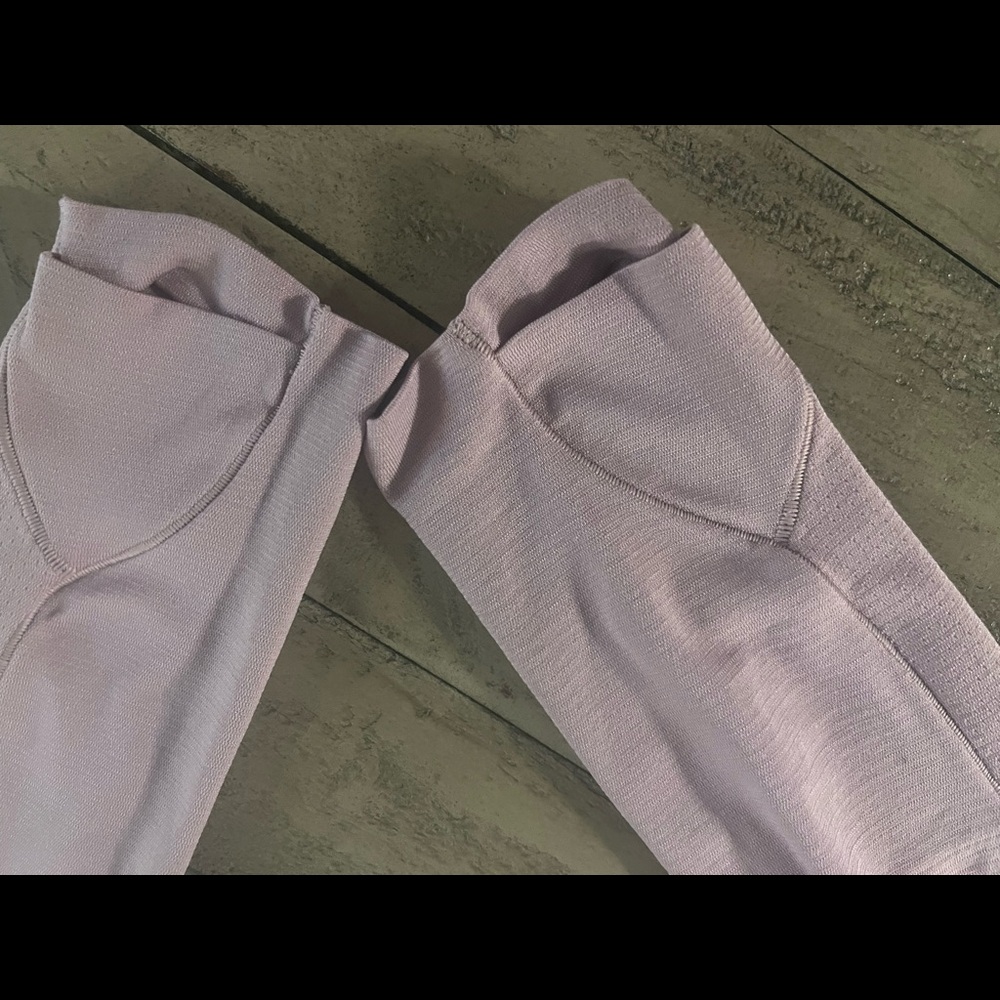 Lululemon top - Picture 3 of 3